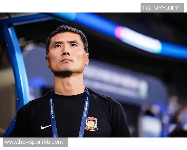 邵佳一谈国足现状强调团队合作不能依赖单一球员解决问题 邵佳一谈国足现状强调团队合作不能依赖单一球员解决问题